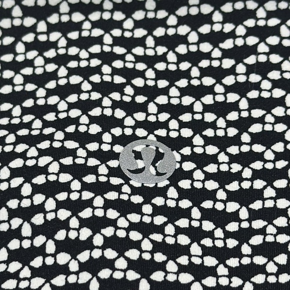 Lululemon | size 2 | in movement 7/8 tight - Picture 12 of 13